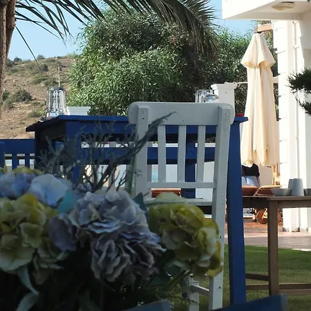 Oda ve Kahvaltı Lapis Port Surf Alaçatı