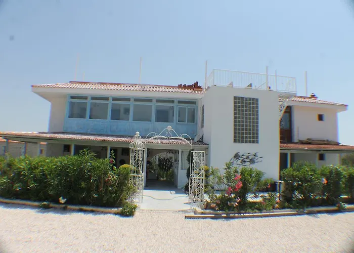 Oda ve Kahvaltı Lapis Port Surf Alaçatı